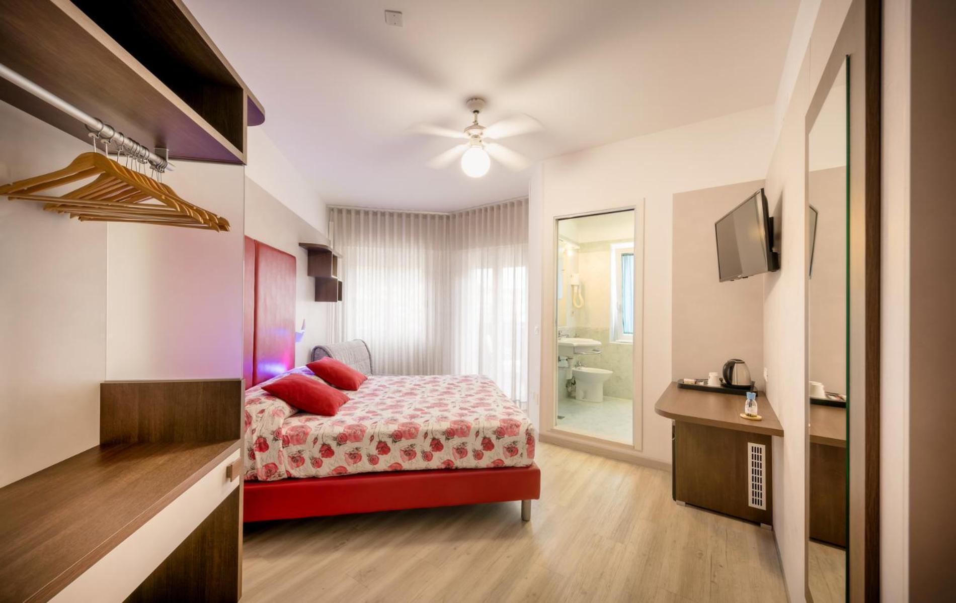 Hotel All'Orologio 3 Stelle Superior كاوْرلي المظهر الخارجي الصورة
